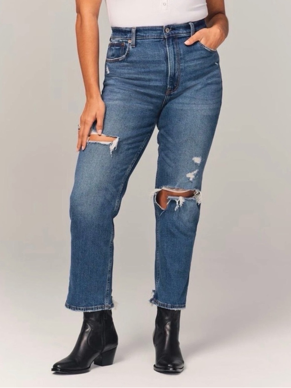 Abercrombie & Fitch Ultra High Rise Ankle Straight Distressed Jeans